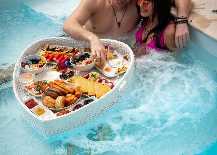 ヴィラ The Crown Pool